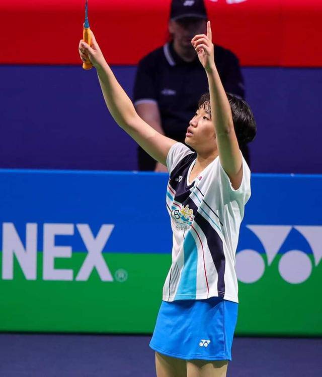 通过明星选 通过明星选