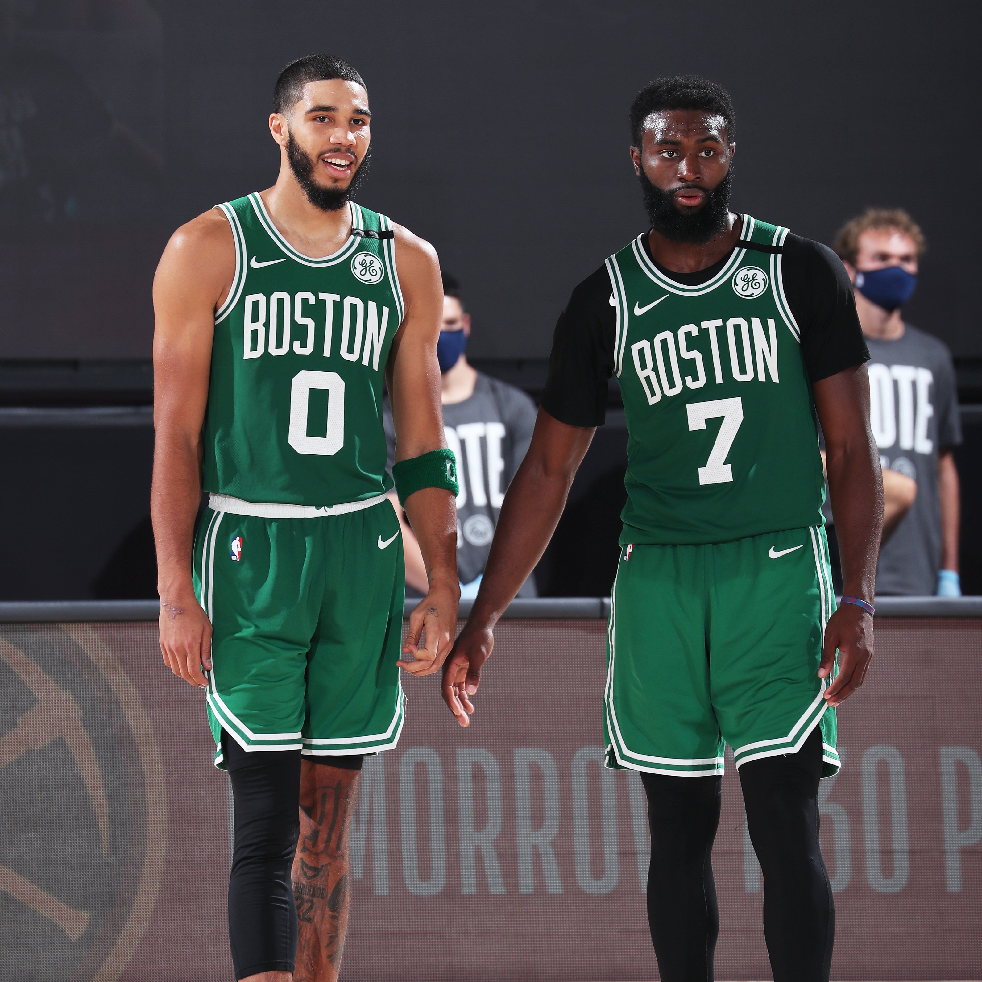 场任意球站 场任意球站